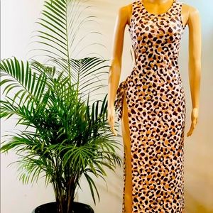 Animal print leopard